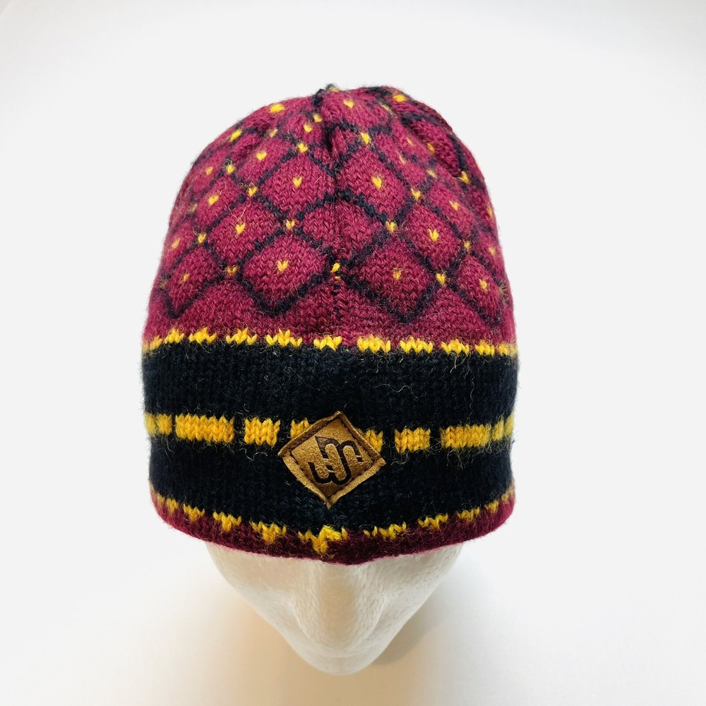 Merkley 100% Virgin Wool Alpine Beanie Hat OS Burgundy Ski‎ School Tassel Canada